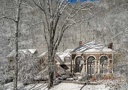204 Mount Olive Dr Asheville, NC 28804