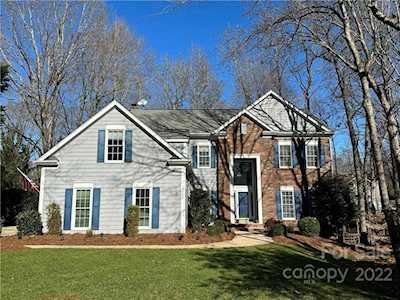 10405 Providence Arbours Dr Charlotte, NC 28270