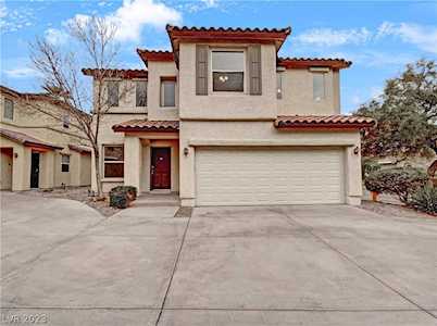 8248 Wildwood Glen Dr Las Vegas, NV 89131