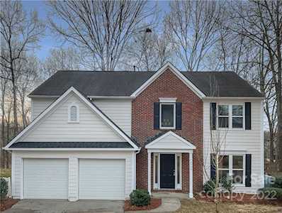 7704 Leisure Ln Huntersville, NC 28078