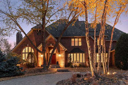 28005 Boulder Bridge Drive Shorewood, MN 55331