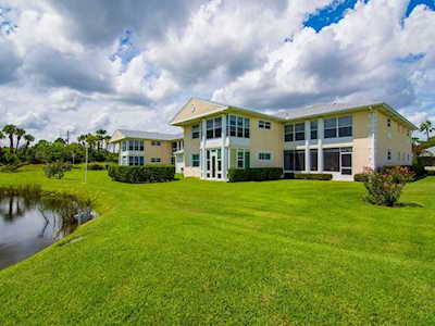 179 Grove Isle Circle Vero Beach, FL 32962