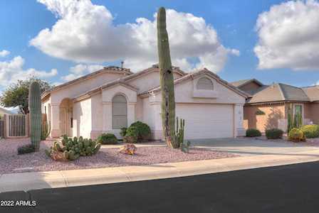 18148 N Coconino Drive Surprise, AZ 85374