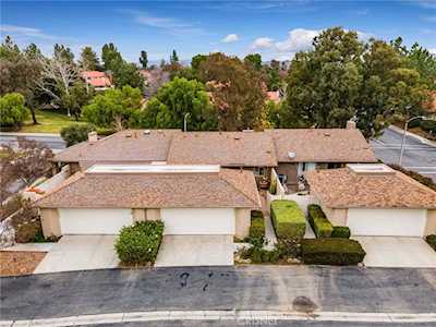 20004 Avenue of The Oaks Newhall, CA 91321