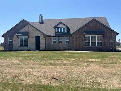 13509 Sage Meadow Circle Sanger, TX 76266