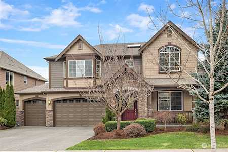 2253 237th Place NE Sammamish, WA 98074