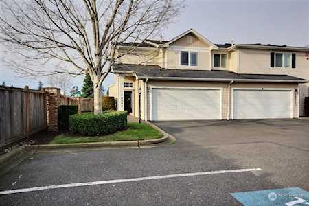 18945 108th Ln SE Renton, WA 98055