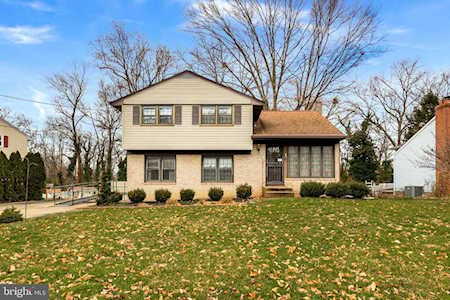 29 Chestnut Terrace Cherry Hill, NJ 08002