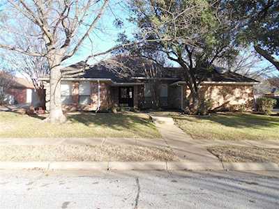 3708 Westview Drive Bedford, TX 76021