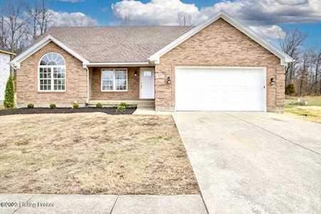 377 Nancy Dr Shepherdsville, KY 40165