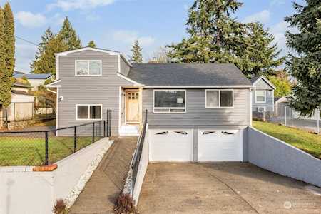 4537 S 10th St Tacoma, WA 98405