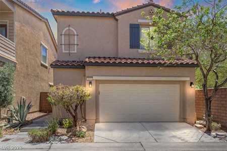 9894 Lime Tree St Las Vegas, NV 89178
