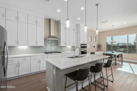 9835 W Jessie Lane Peoria, AZ 85383