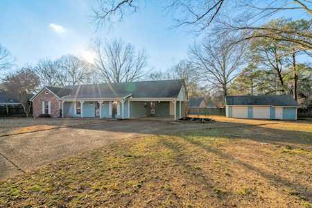 749 Florencewood Cv Collierville, TN 38017