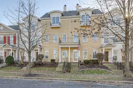1207 Stoney Point Ln Franklin, TN 37067