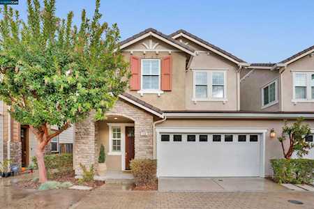 198 Elworthy Ranch Dr Danville, CA 94526