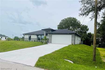 1509 S Ruth Ave Lehigh Acres, FL 33976