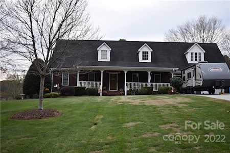305 Imperial Way Albemarle, NC 28001