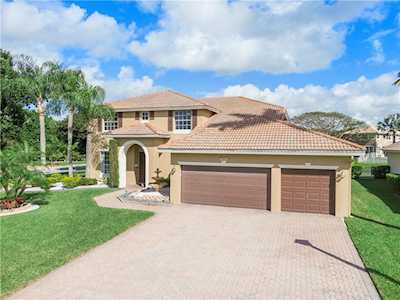 5169 NW 57th Ter Coral Springs, FL 33067