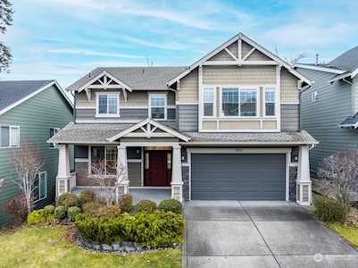 3933 Highlands Blvd Puyallup, WA 98372