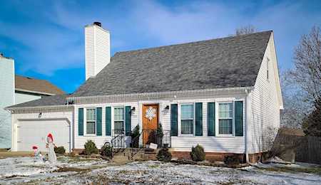1713 Summerhill Dr Lexington, KY 40515