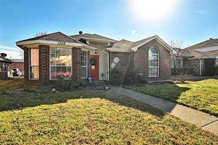 1528 Paintbrush Street Mesquite, TX 75149