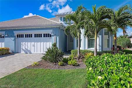 7068 Dominica Dr Naples, FL 34113