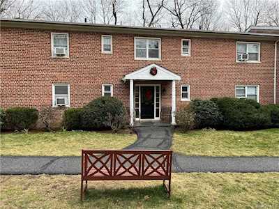 310 North State Rd #1c Briarcliff Manor, NY 10510