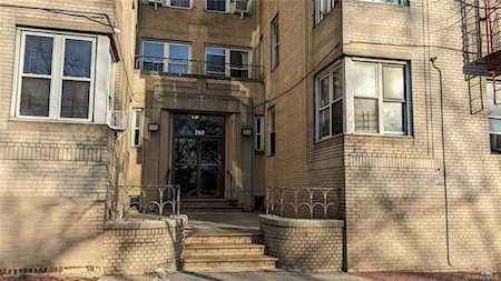 2160 E Bronx Park #1B Bronx, NY 10462