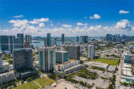 3250 NE 1st Ave #607 Miami, FL 33137