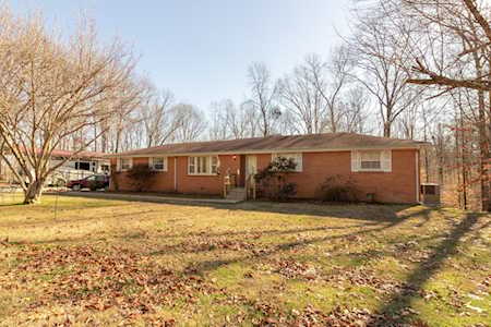 3094 Trace Creek Rd White Bluff, TN 37187