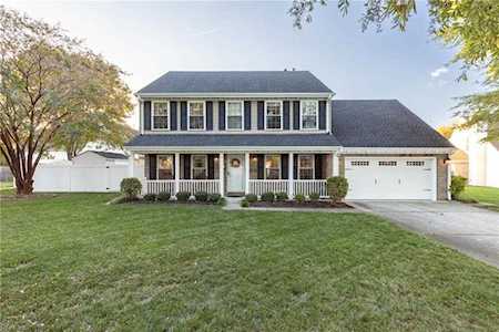 612 Crimson Ivy Ln Chesapeake, VA 23320