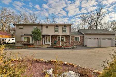 292 East Moorestown Rd Wind Gap, PA 18091