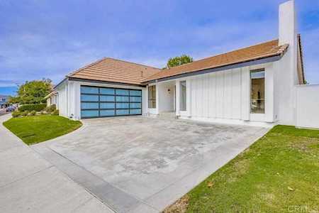 33 Deer Creek Irvine, CA 92604