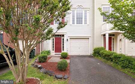 9705 Kennoway Ct Bristow, VA 20136