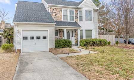 1097 Honeycutt Way Virginia Beach, VA 23464