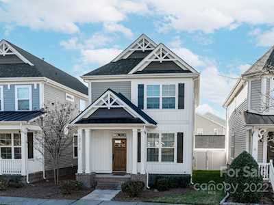 13712 Bonnerby Ct Huntersville, NC 28078