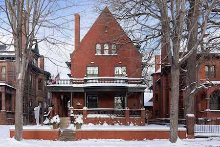 329 Summit Avenue Saint Paul, MN 55102