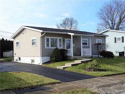 853 Faith Dr Catasauqua, PA 18032