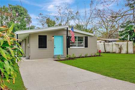 3715 N Garrison St Tampa, FL 33619