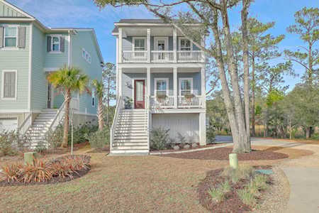 860 Forrest Dr Charleston, SC 29492