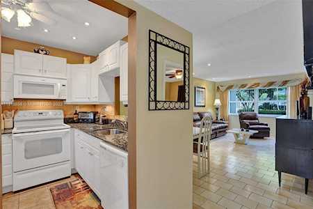 5181 W Oakland Park Blvd #102 Lauderdale Lakes, FL 33313