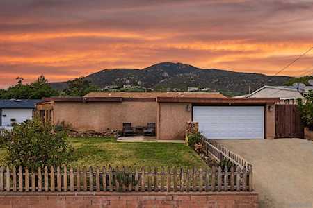 6634 Renkrib Ave San Diego, CA 92119