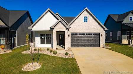 4110 Uhl Dr Jeffersonville, IN 47130