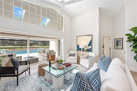 39 Grey Wing Pt Naples, FL 34113