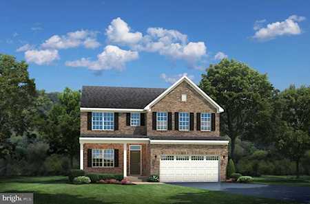 9723 Cheryl Forest Court Montgomery Village, MD 20886