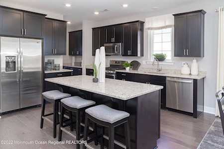 50 Saratoga Rd Plumsted, NJ 08533
