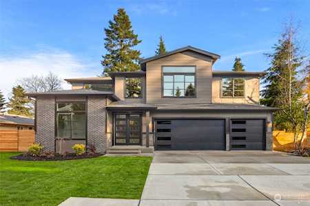 118 164th Ave SE Bellevue, WA 98008