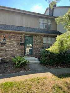118 Stornoway Drive Columbus, OH 43213