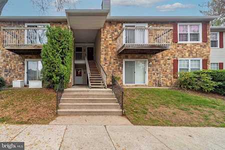 17 Barberry Ct Lawrenceville, NJ 08648